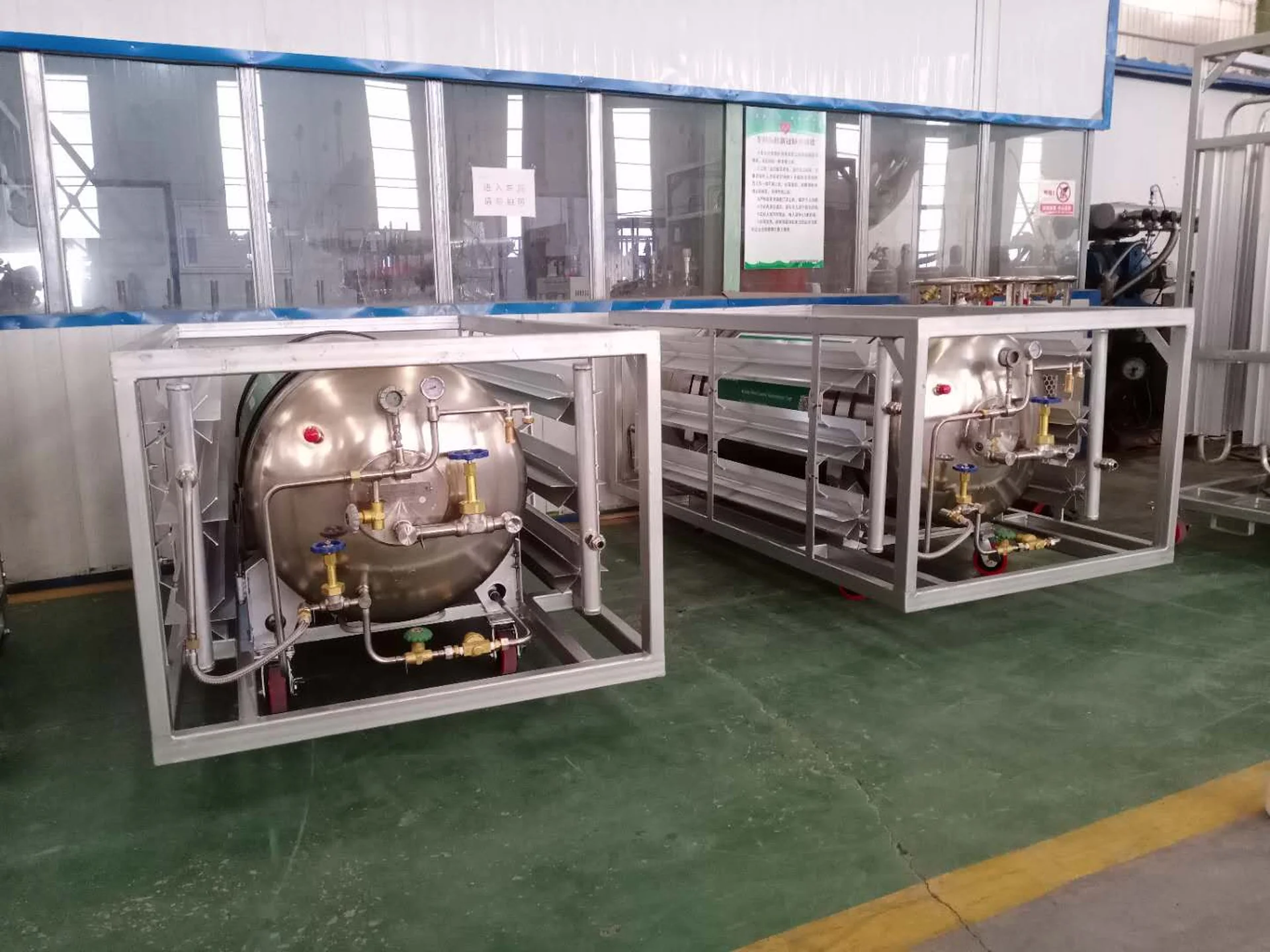 500L (7) 500L (7)